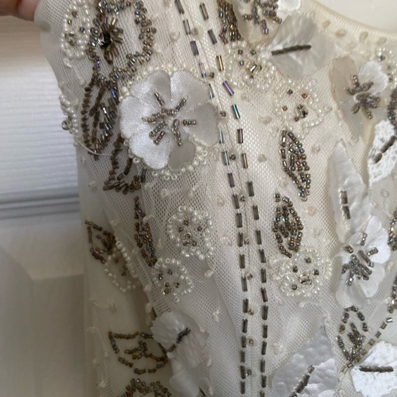 Vintage Cache dress with original tags Never worn Beaded with sheer bottom panel - Picture 4 of 9